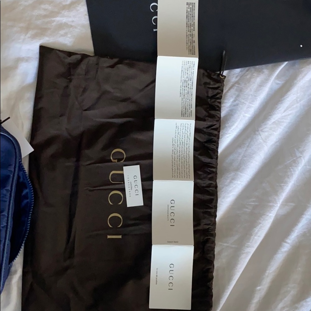 Gucci Large Toiletry Bag - Picture 10 of 10